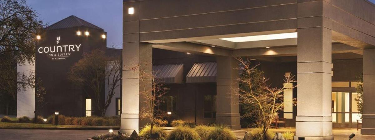 Holiday Inn & Suites Bothell, an IHG Hotel in Seattle | Best Rates & Deals  on Orbitz