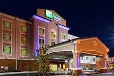 Holiday Inn Express & Suites Valdosta West - Mall Area - Valdosta, GA