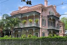 Explore New Orleans' Garden District: Private 2-hour Walking Tour in New Orleans, Louisiana