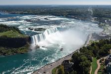 Niagara Falls 60 Minute Tour with Maid of the Mist Sightseeing Boat Cruise - Niagara Falls, NY