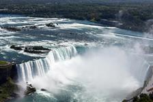 Niagara Falls 90 Minute Tour with Maid of the Mist Sightseeing Boat Cruise - Niagara Falls, NY