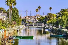 Visit Venice Beach Neighborhood: Private 2-hour Walking Tour - Venice, CA