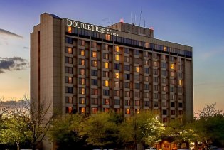 DoubleTree By Hilton Hotel St. Louis-Chesterfield in Chesterfield, Missouri