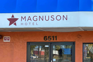 Magnuson Hotel Bradenton (HBD) in BRADENTON, Florida