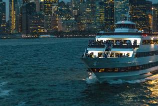 Spirit of New York Signature Dinner Cruise in New York, New York