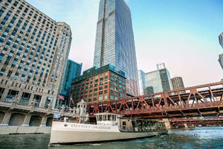 Odyssey Chicago River Premier Dinner Cruise in Chicago, Illinois