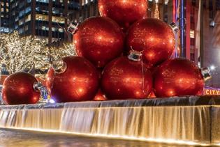 The Magic of Christmas in New York: Private Walking Tour in New York City, New York