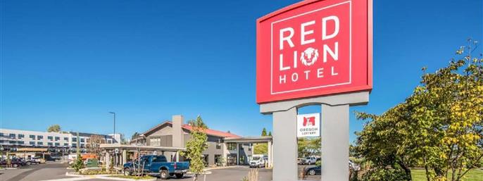 Red Lion Hotel Portland Airport in Portland, Oregon