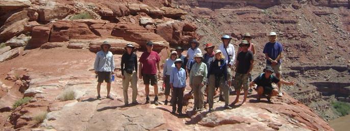 White Rim Trail Canyonlands 4x4/Hiking Tour in Moab, Utah