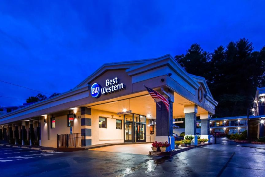 Exterior at Best Western Asheville Tunnel Road, NC. 