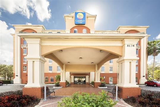 Front entrance at Comfort Inn International Drive Orlando, Florida.