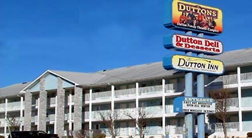 Located just behind The Dutton Family Theater on the 76 strip, The Dutton Inn is within walking distance of 5 theaters and numerous shows, restaurants and attractions!