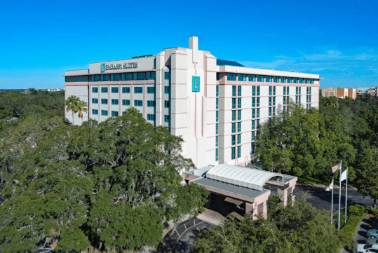 Embassy Suites Tampa - USF / Busch Gardens - Exterior.