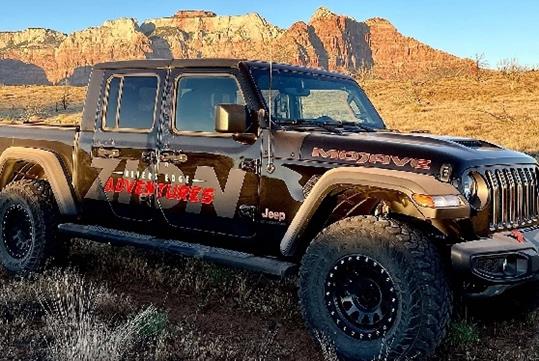 Ride in comfort in a Jeep Gladiator Mojave, Exclusive Access Zion Jeep Tour
