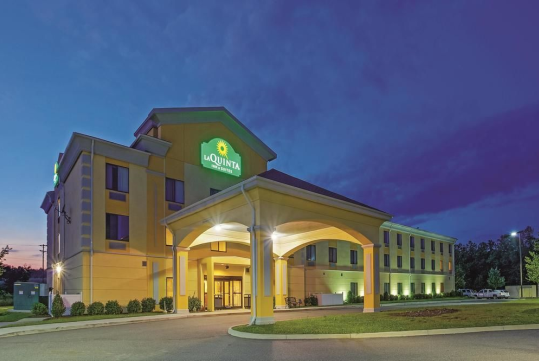 La Quinta Inn & Suites Richmond near Kings Dominion in Doswell, VA