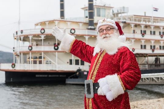 Santa prepares to board the Showboat Branson Belle
