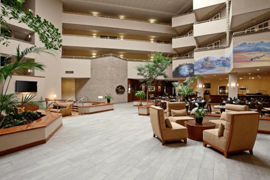 The spacious atrium with ample seating.