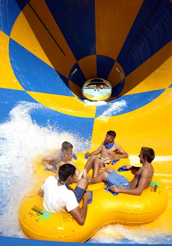 Six Flags Tornado -Six Flags Hurricane Harbor in Valencia, California