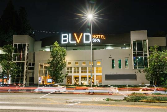 Exterior of The BLVD Hotel & Spa - Walking Distance to Universal Studios Hollywood.