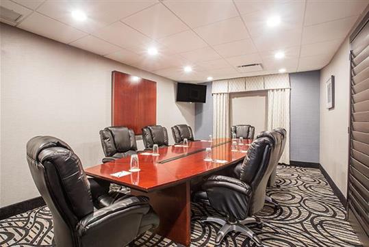 Meeting facilities at Wingate by Wyndham Convention Center Near Universal Orlando.