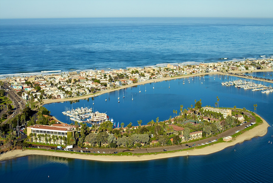 Aerial view of the resort and Mission Bay.