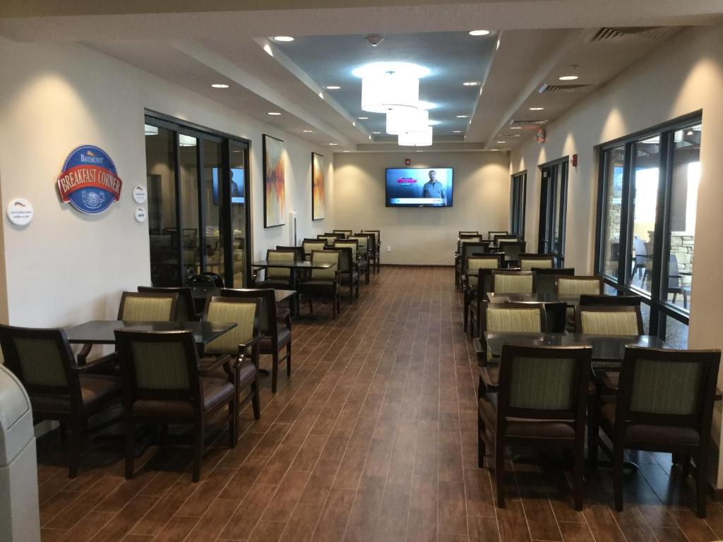 Dining room for breakfast.