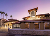 Striking architecture, warm welcomes. Experience hospitality from the very first glance.