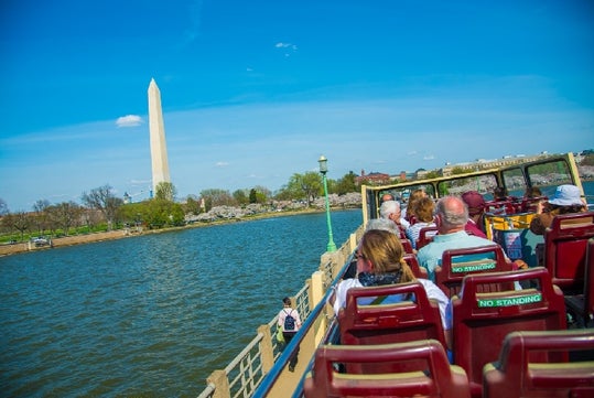 Big Bus Washington D.C.- boat 