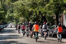 Bikes, Bites, & Brews - Chicago's Signature Dishes Bike Tour - Chicago, IL