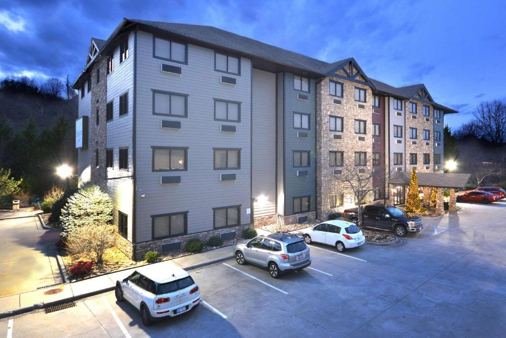 Brookstone Lodge near Biltmore Village, Ascend Hotel Collection