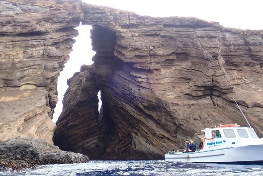 Keyhole Rock Formation - Bubbles Below Scuba in Kauai