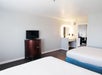 Capri Suites Anaheim Queen Suite