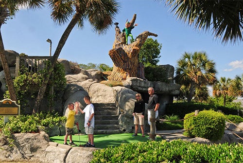 Play all day at Captain Hook’s Adventure Golf in Myrtle Beach, South Carolina