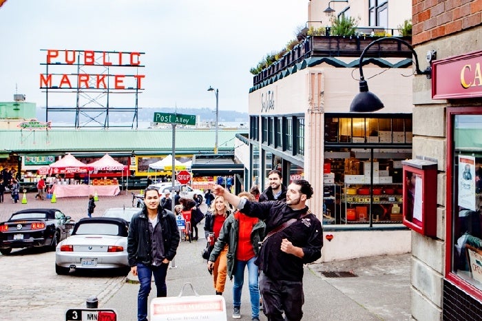 chef guided food tour of pike place market