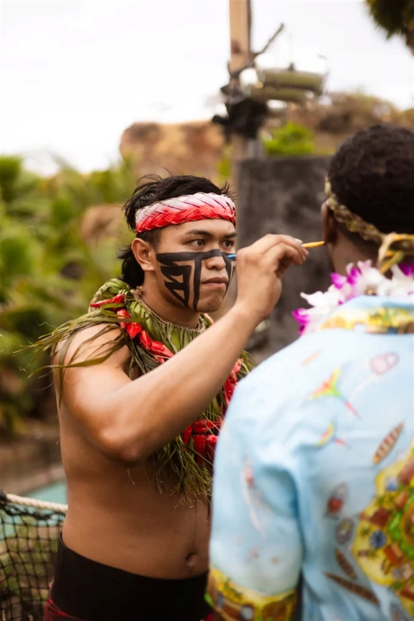 Cultural face painting experience at Chief’s Luau.

