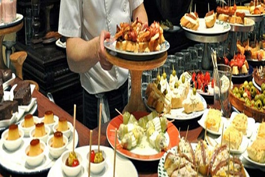 Plates of food at the Food and Wine Tour in St. Augustine