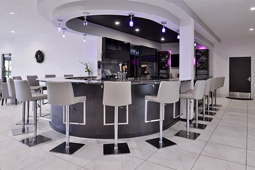 Cocktail Lounge at Clarion Inn & Suites Universal Area in Orlando, Florida.