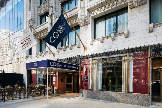 Entrance to Club Quarters Hotel, Wacker at Michigan.