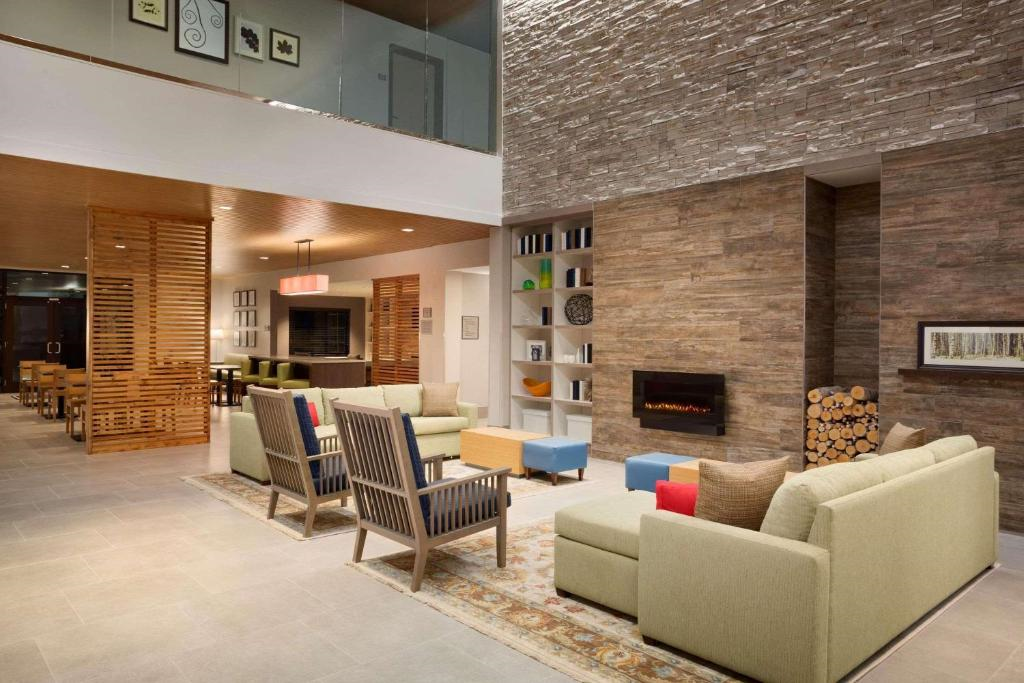 Hotel lobby and dining area