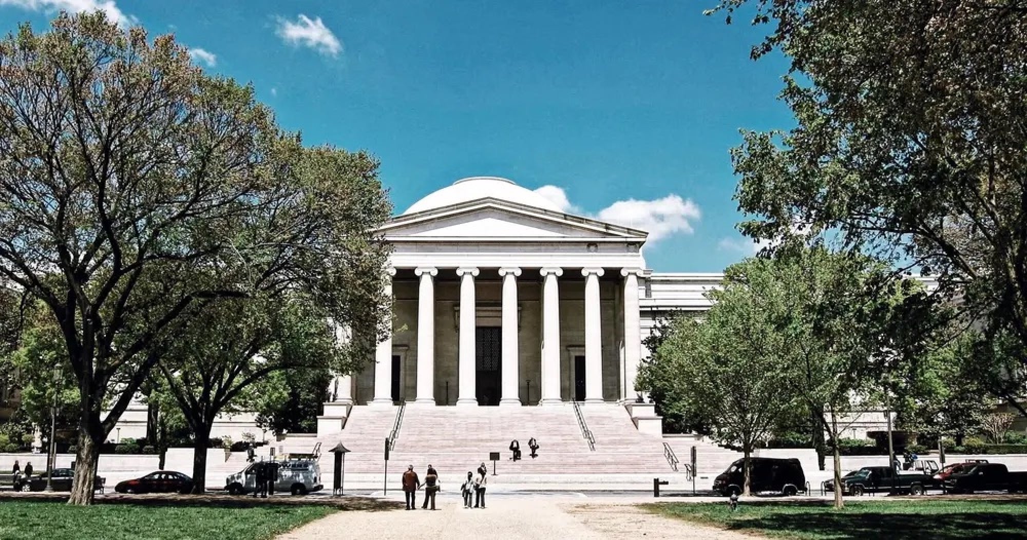 Classical architecture welcomes visitors to world-class art collections.