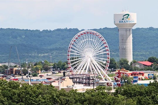 The old Navy Pier Ferris Wheel, now in Branson - Discover Branson Guided Tour in Branson, MO
