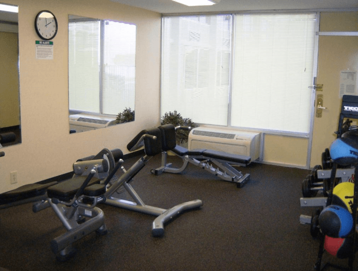Doubletree by hilton hotel denver central park tripster