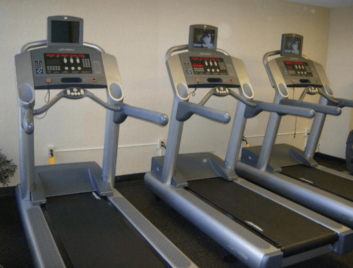 Doubletree by hilton hotel denver central park tripster