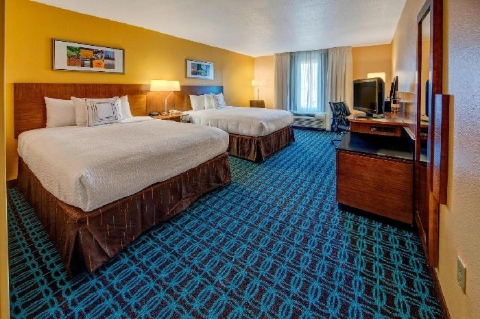 Fairfield Inn Suites by Marriott Near Universal Orlando