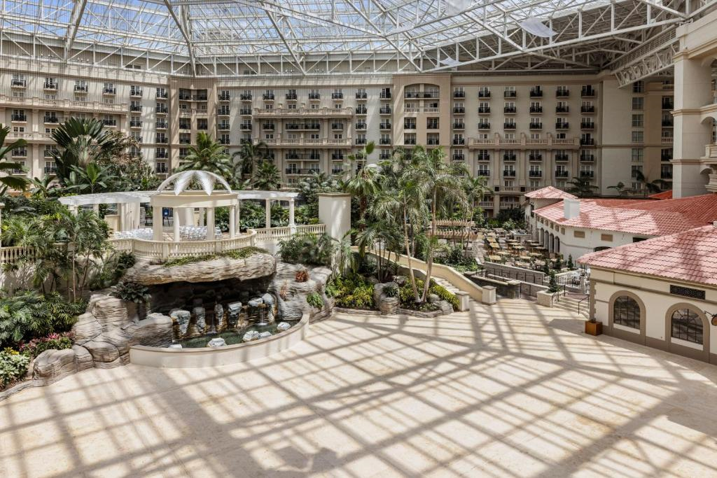 A peaceful atrium perfect for outdoor moments.