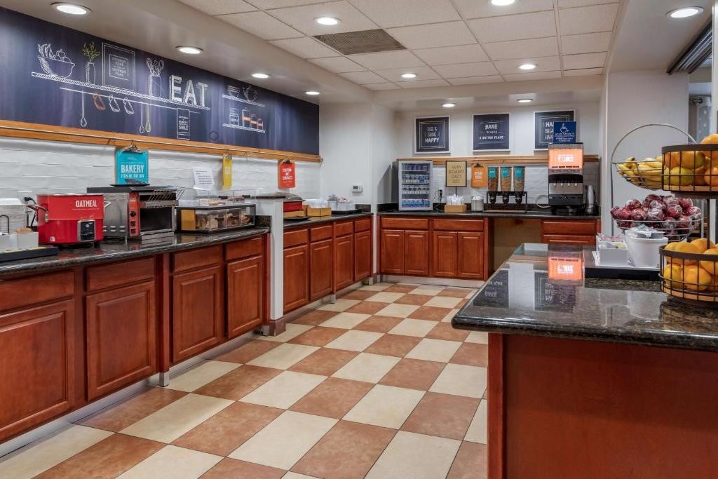 Hampton Inn Norco Corona Eastvale