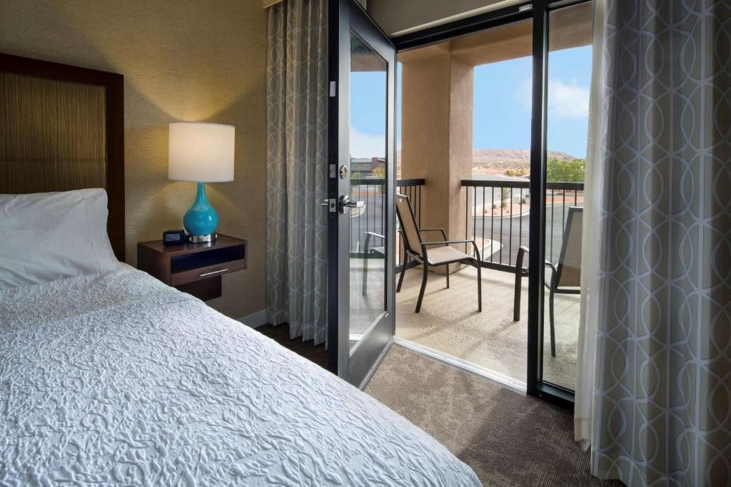 Hampton Inn By Hilton & Suites - Lake Powell Hotel in Page, AZ