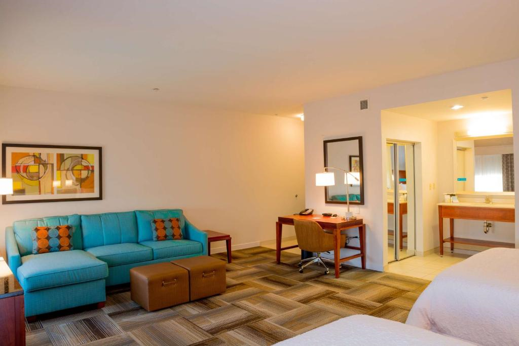 Hampton Inn Riverside/Corona East