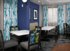 Breakfast area at Hampton Inn Niagara Falls.