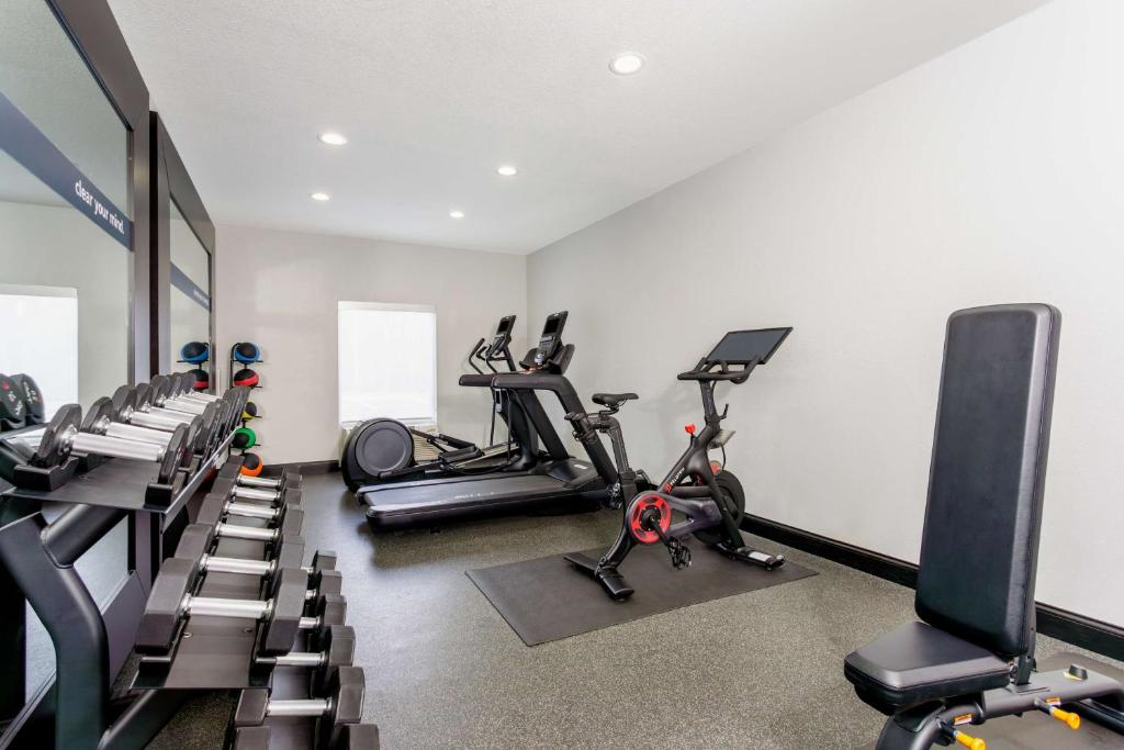 Fitness facilities including treadmills.